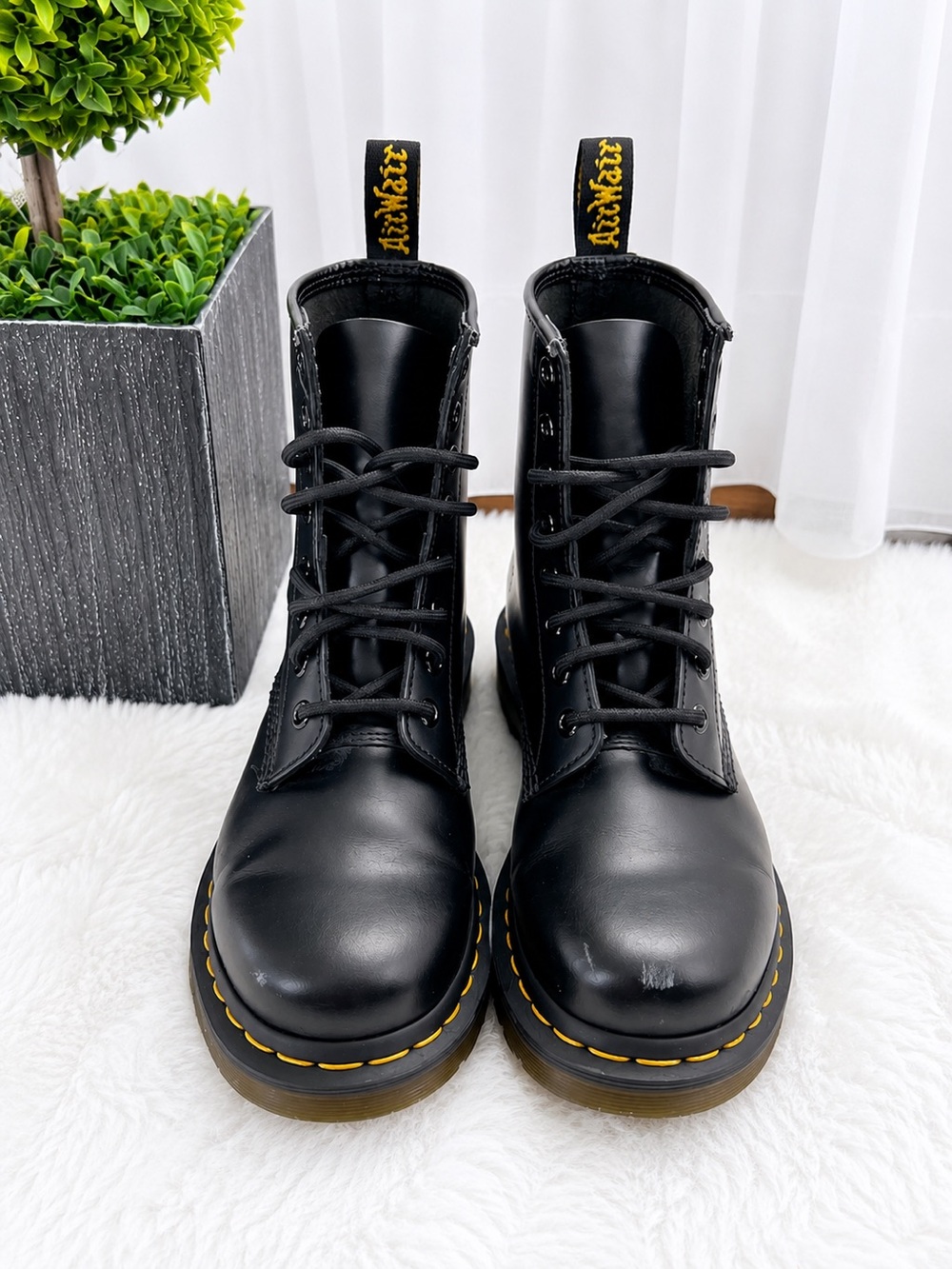 Dr. Martens 1460 Smooth Leather Black Combat Boots Size 7 - Picture 2 of 16